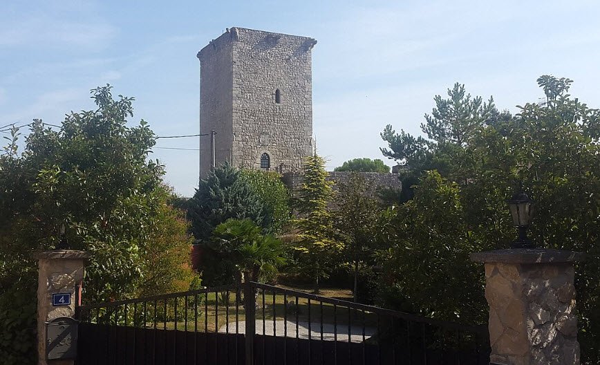 Torre de Zumel, Spain
